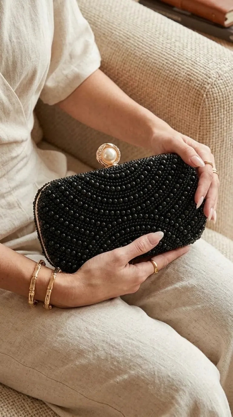 Black Fancy Bridal Clutch P24568