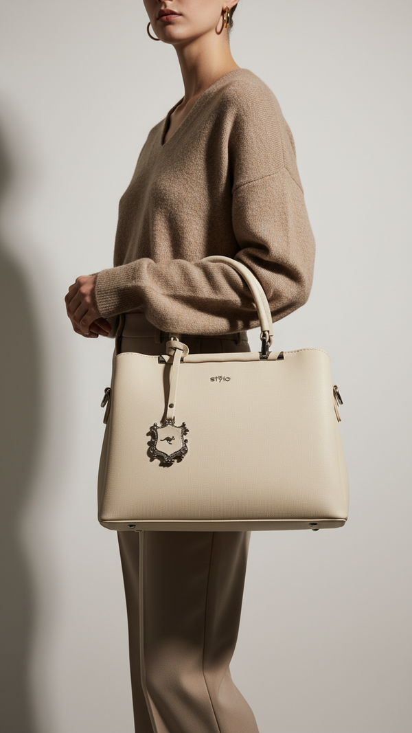 White Formal Hand Bag P36259