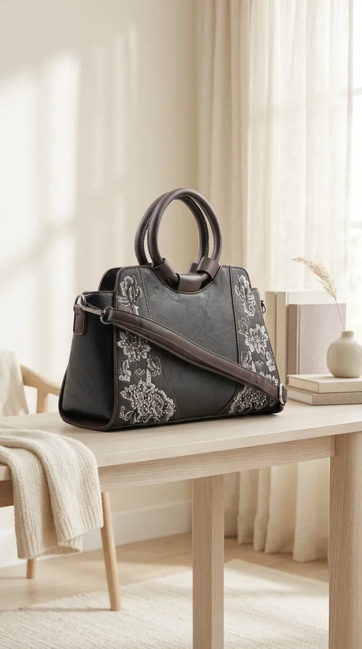 Black Formal Hand Bag For Ladies P37004