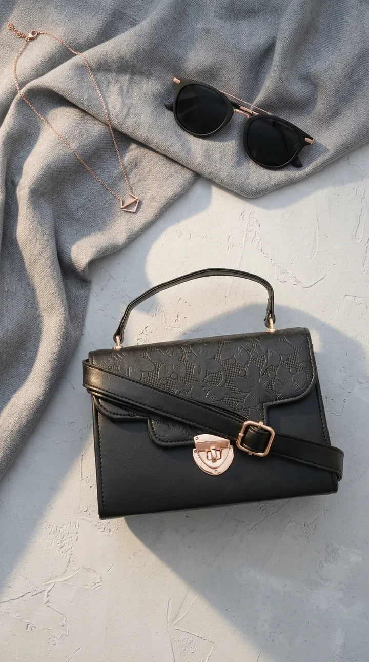 Black Casual Shoulder Bag For Women P56359