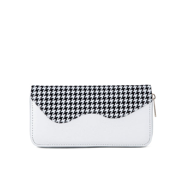 White Casual Wallet P97582