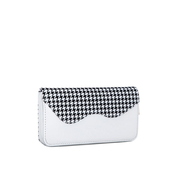 White Casual Wallet P97582