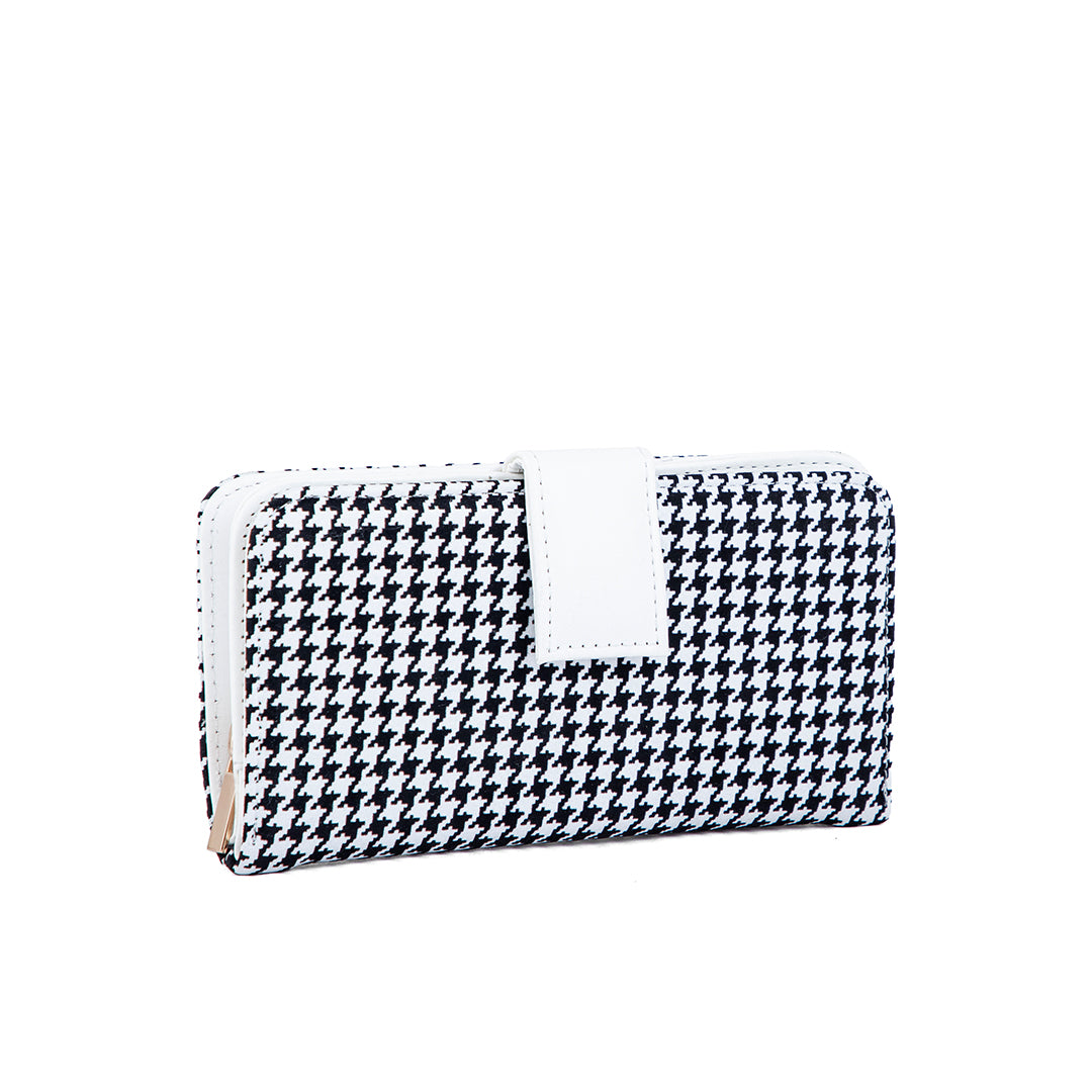 White Casual Wallet P97587