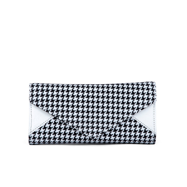 White Casual Wallet P97588