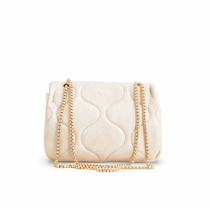 White Formal Pouch P97606
