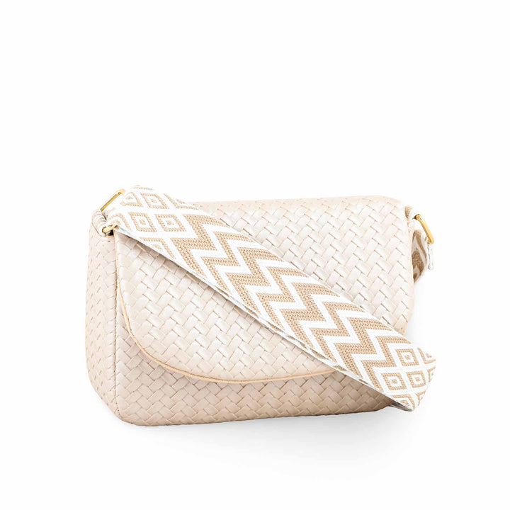 White Formal Pouch P97611