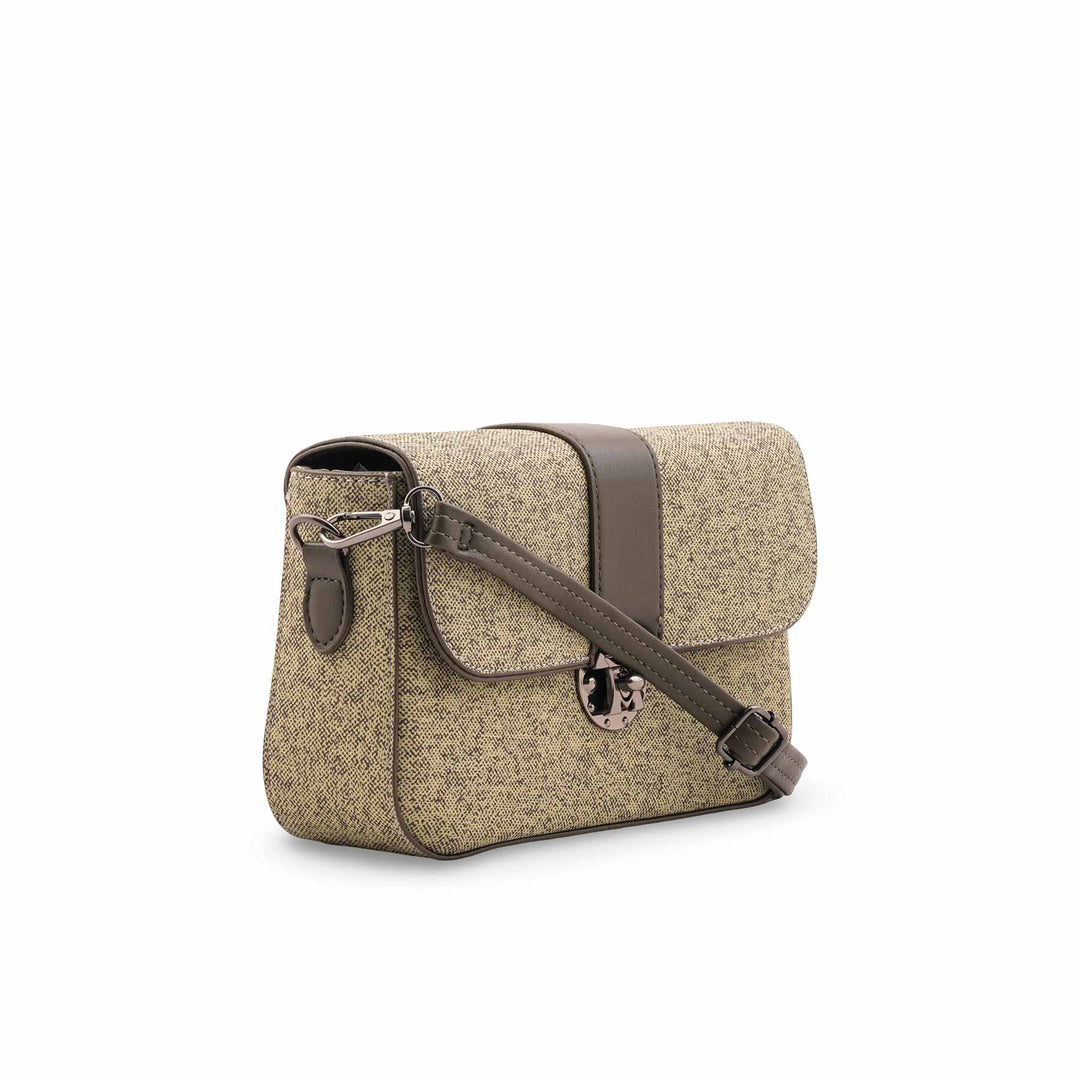 Green Casual Pouch For Ladies P97678