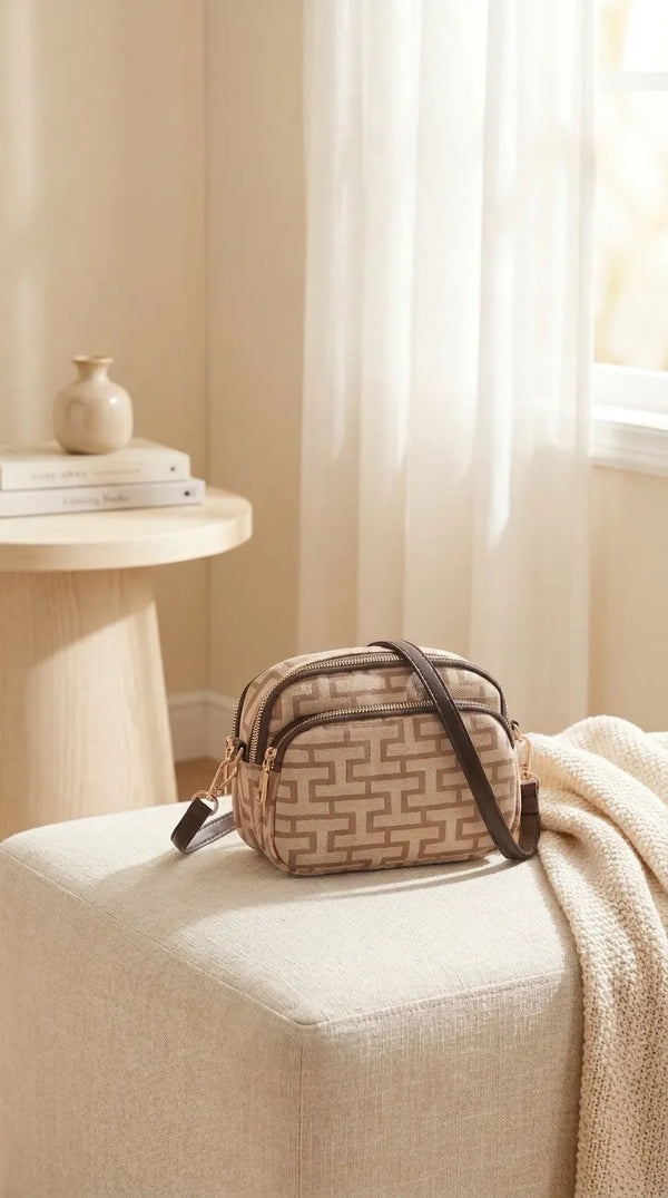 Fawn Casual Pouch For Women P97697