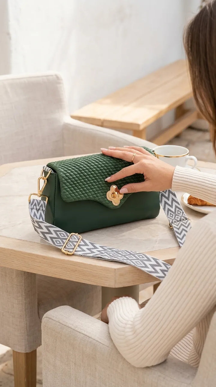 Green Casual Pouch For Women P97767