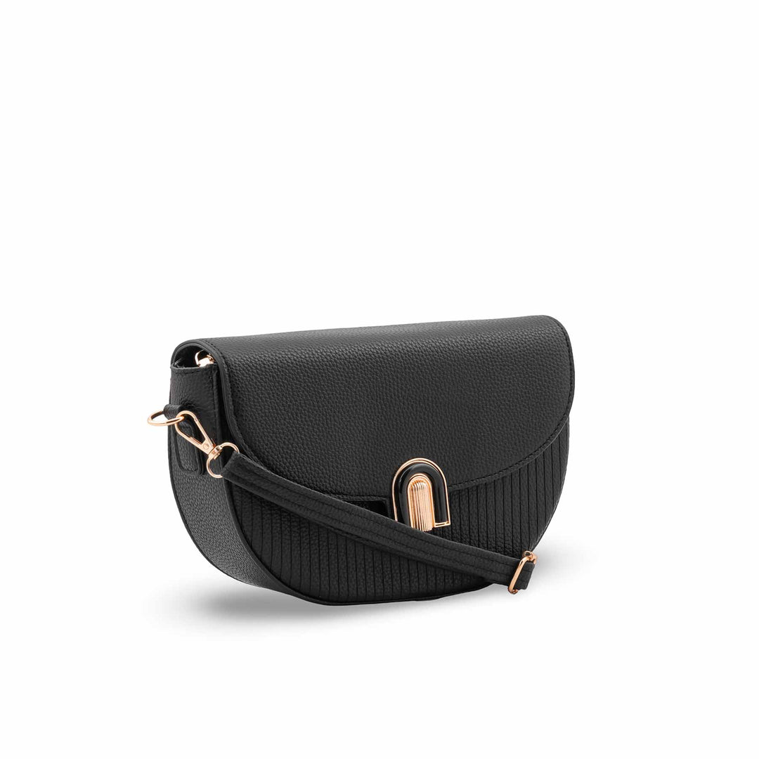 Black Casual Pouch For Ladies P97768