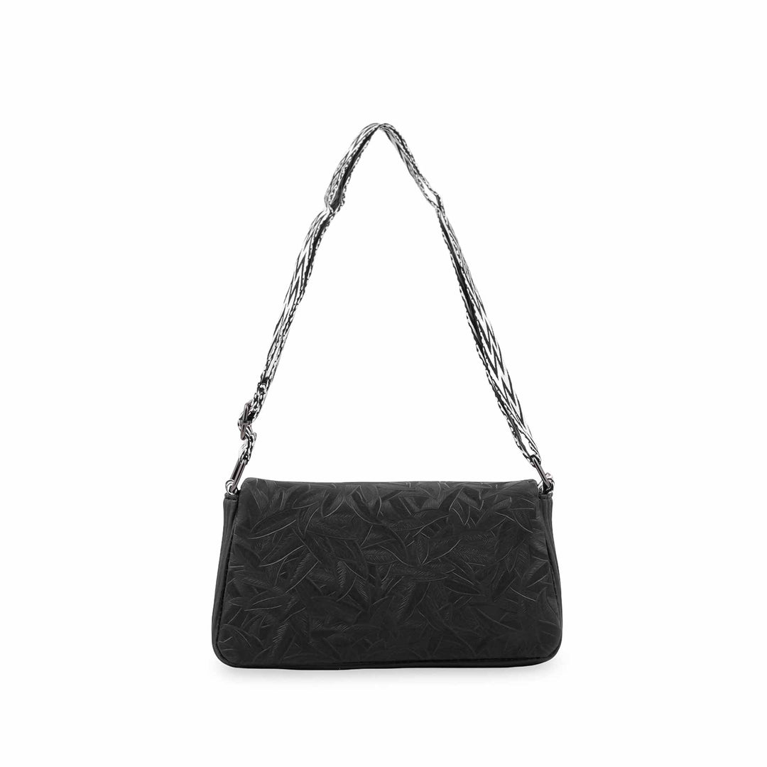 Black Casual Pouch For Ladies P97770