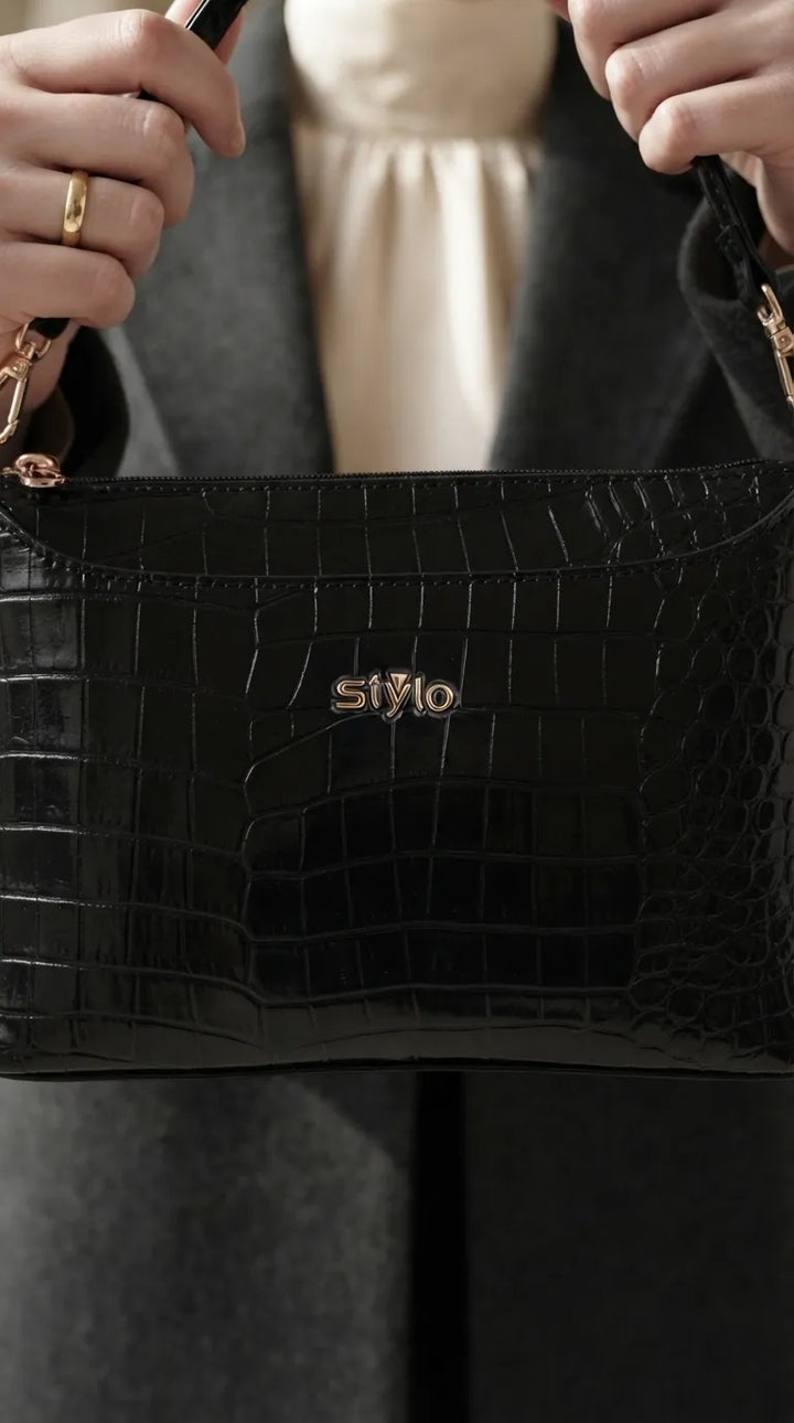 Black Formal Clutch For Women P97819