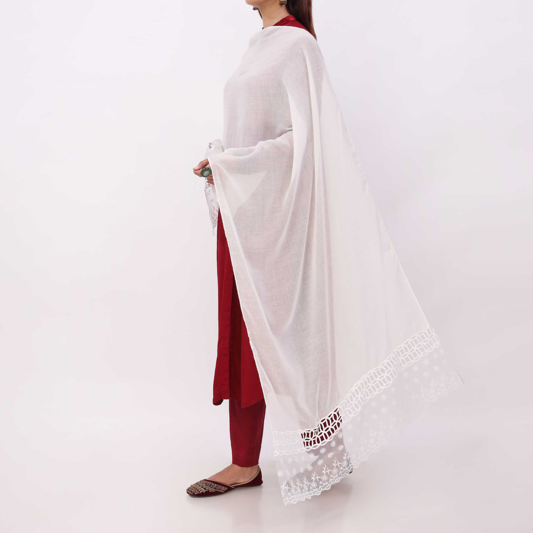 White Embroidered Stole PD5341