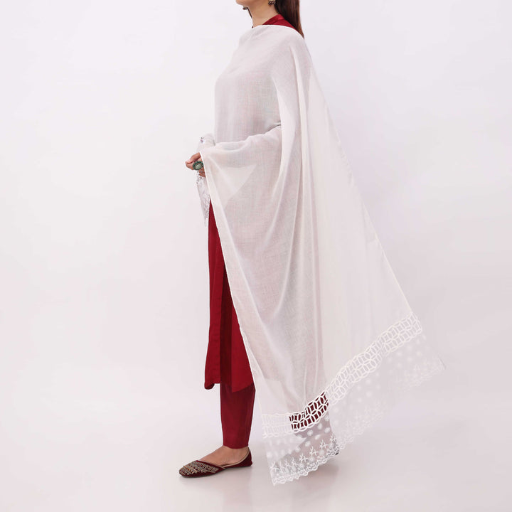 White Embroidered Stole PD5341