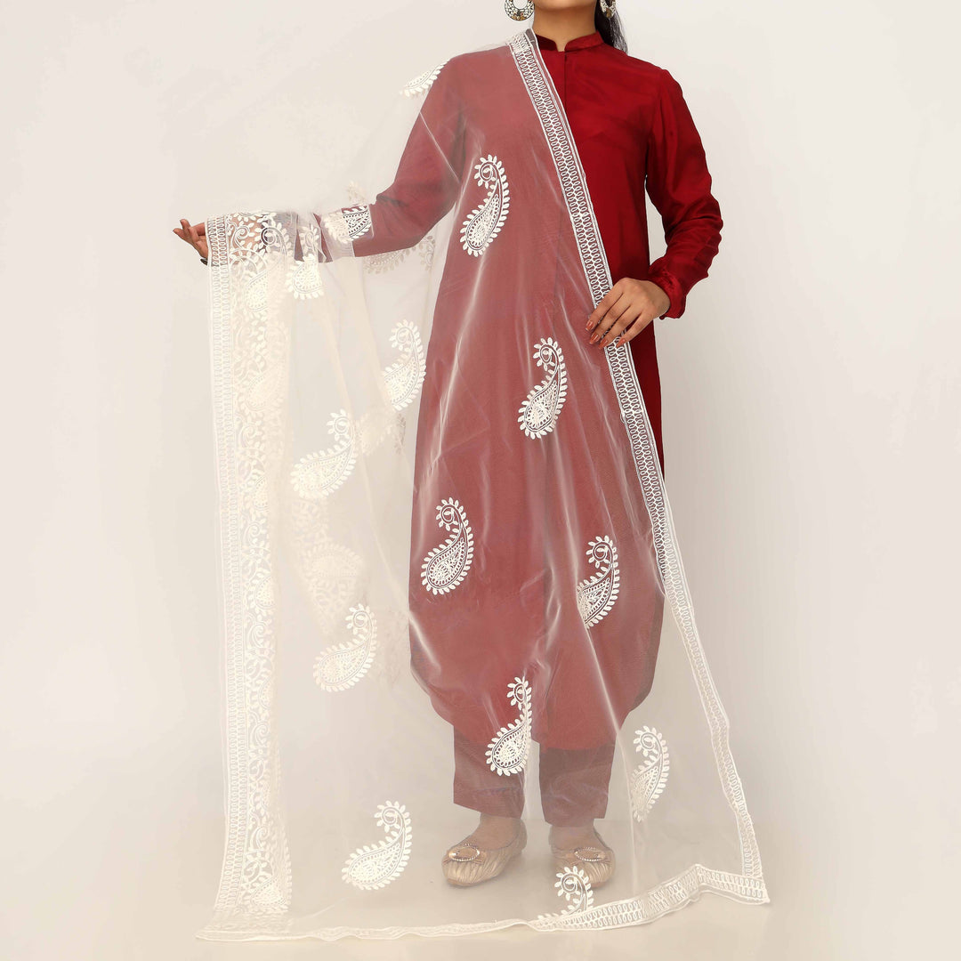 White Embroidered Cotton Dupatta PD5491