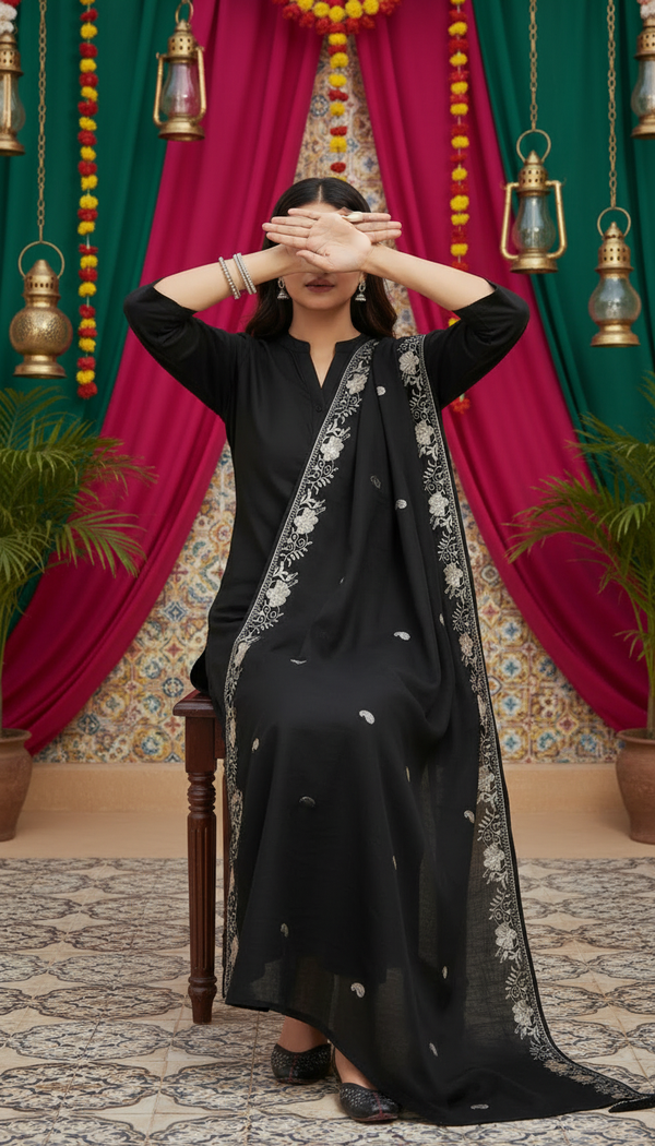 Black Summer Shawl PD6122