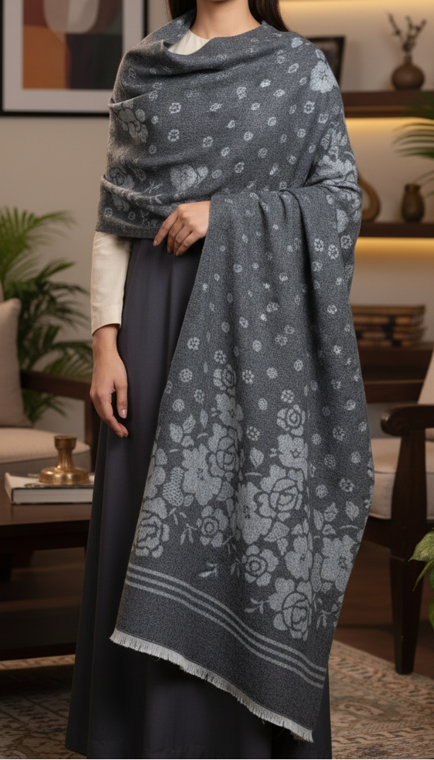 Black Winter Stole PN5085