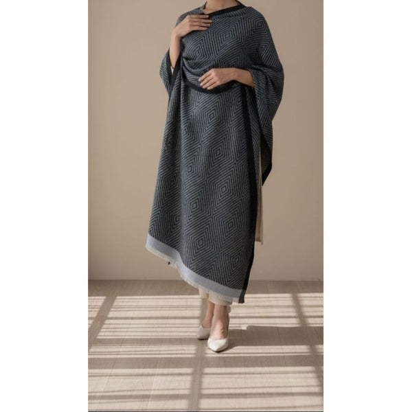 Black Winter Stole PN5102