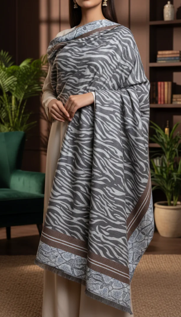 Grey Winter Stole PN5358