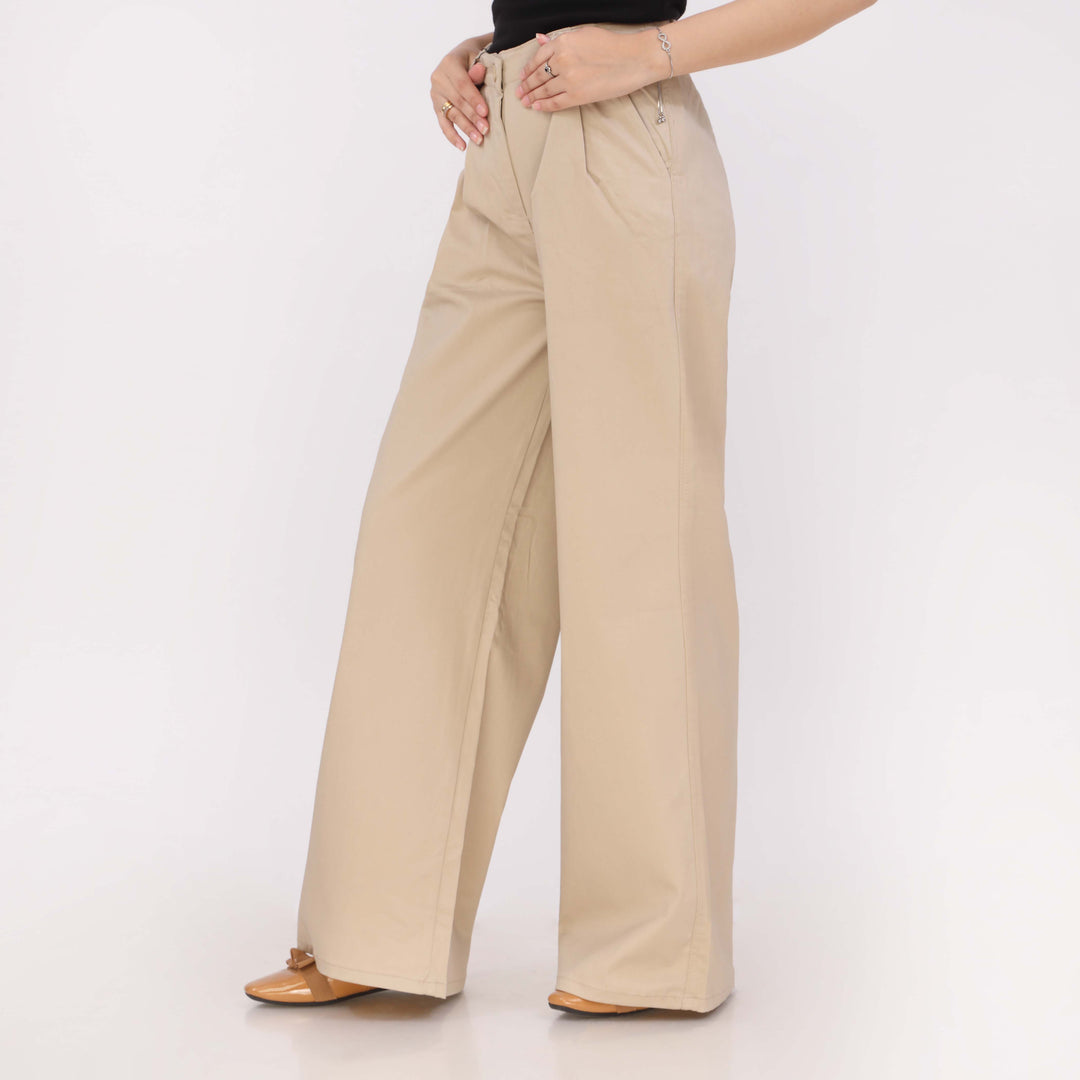 Off/White Relax Fit Twill Pant