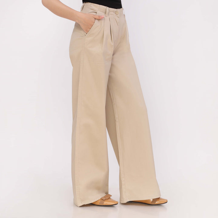 Off/White Relax Fit Twill Pant