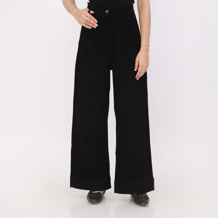 Black Relax Fit Twill Pant