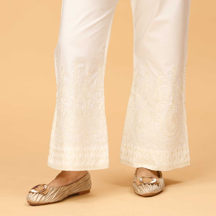 Cream Straight Fit Embellished Cambric Trouser PS4569