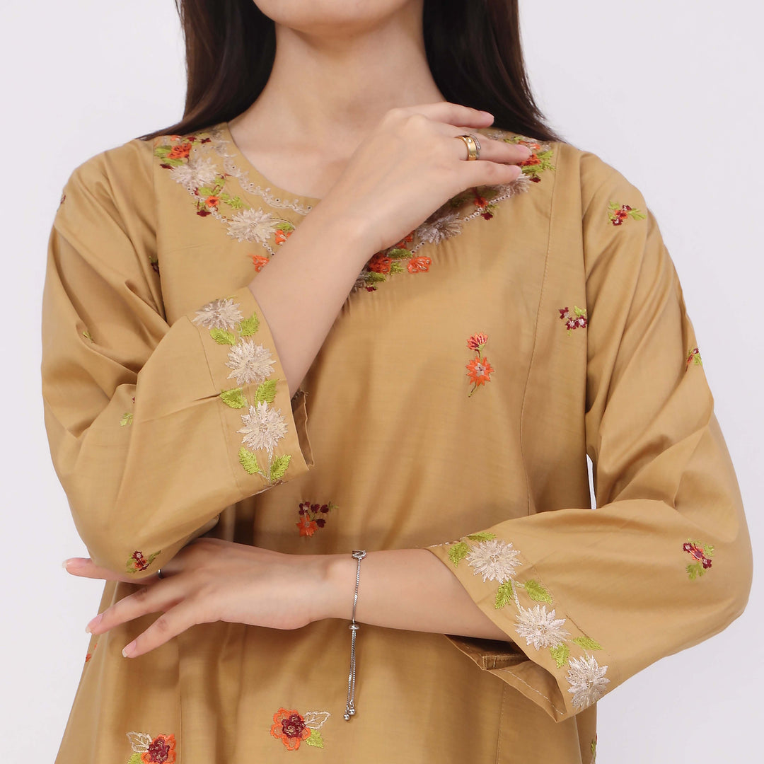 3PC Embroidered Cotton Cambric Suite