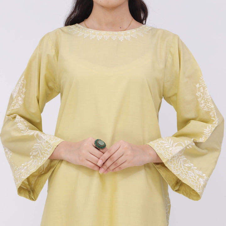 3PC- Embroiderd Cotton Cambric Suit PS5501