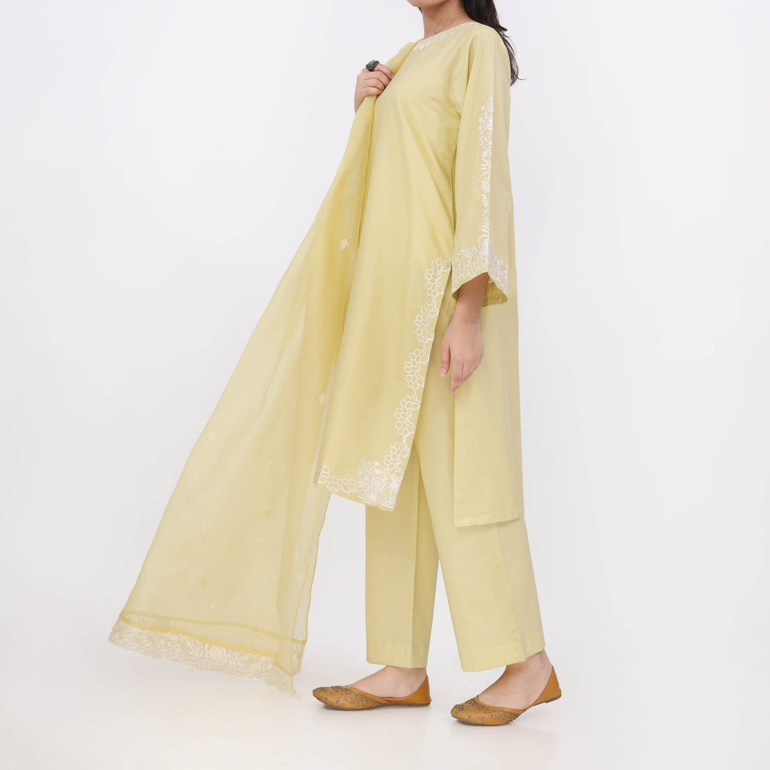 3PC- Embroiderd Cotton Cambric Suit PS5501