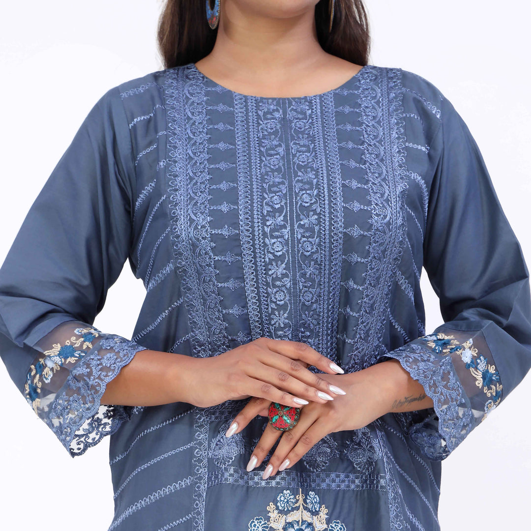 3PC- Cotton Cambric Embroiderd Suit PS5508