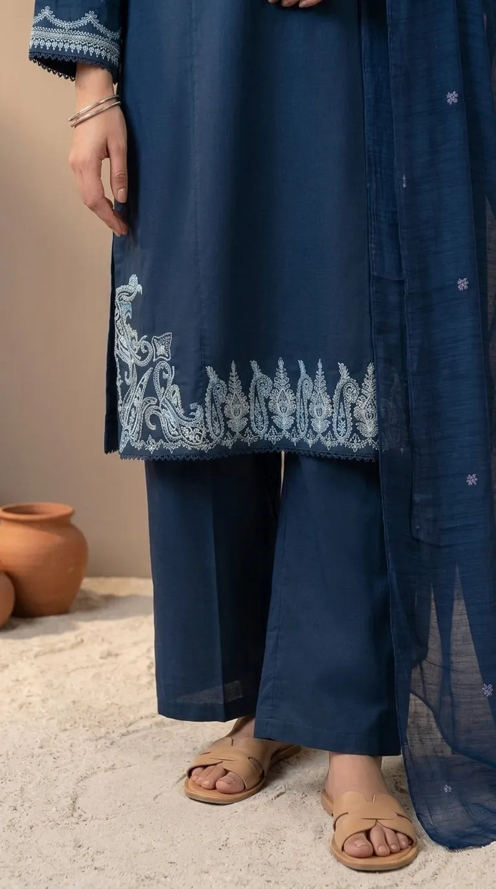 3 PC Embellished CAMBRIC Suit PS619348