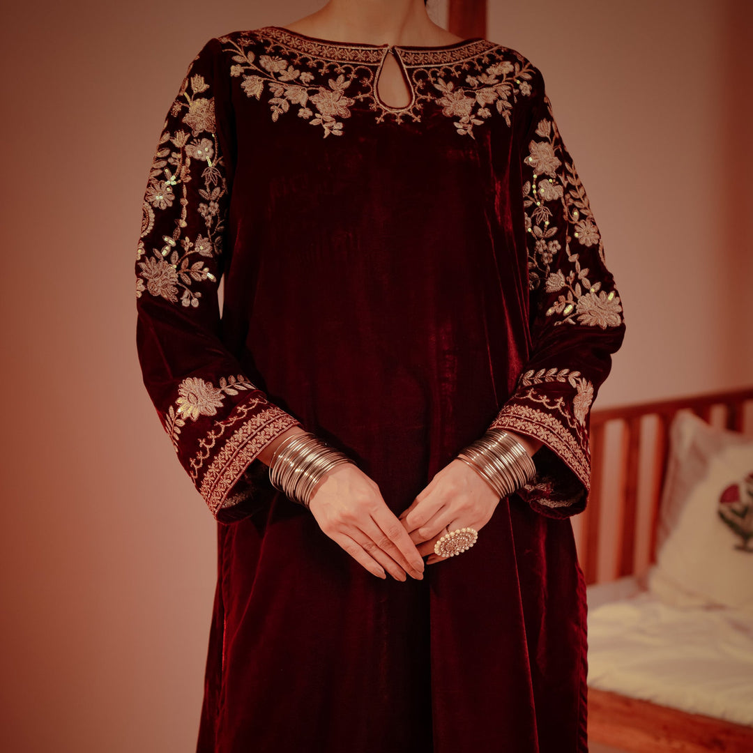 2PC- Embroidered Velvet Shirt With Jamawar Trouser PW4199