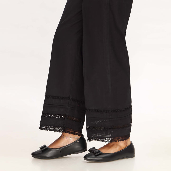 Black Straight Fit Khaddar Embellished Trouser PW4508