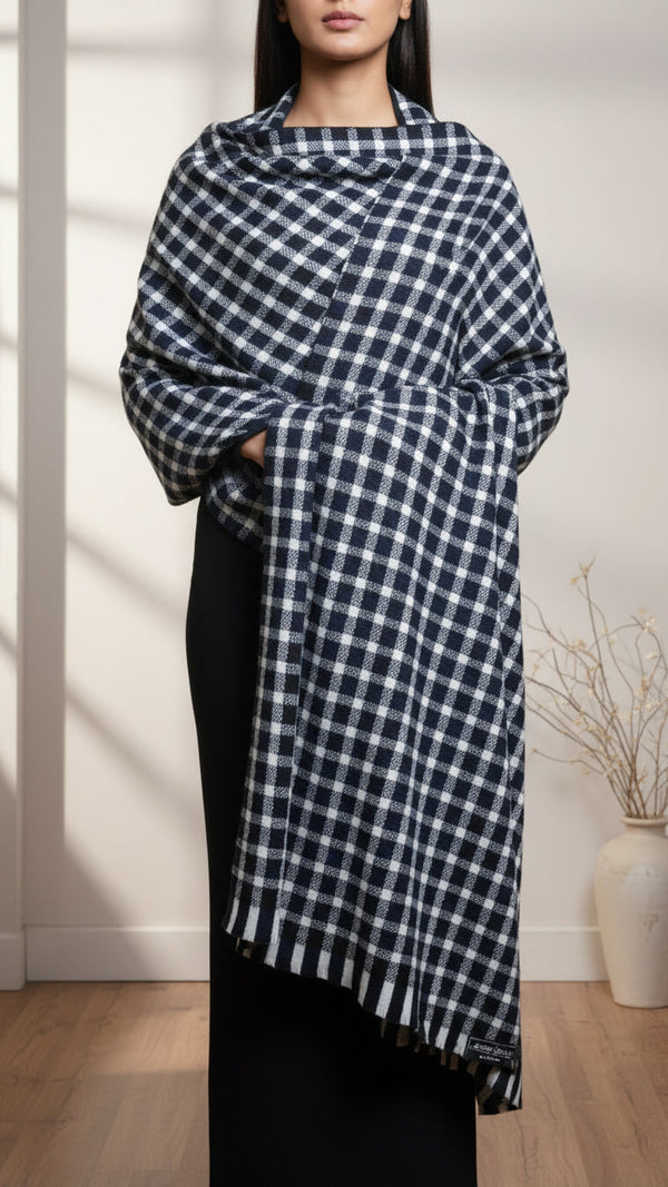 Black Winter Stole PW5741