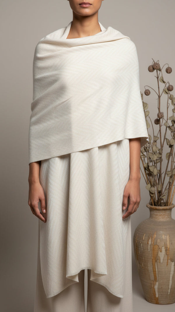 Cream Winter Stole PW5752