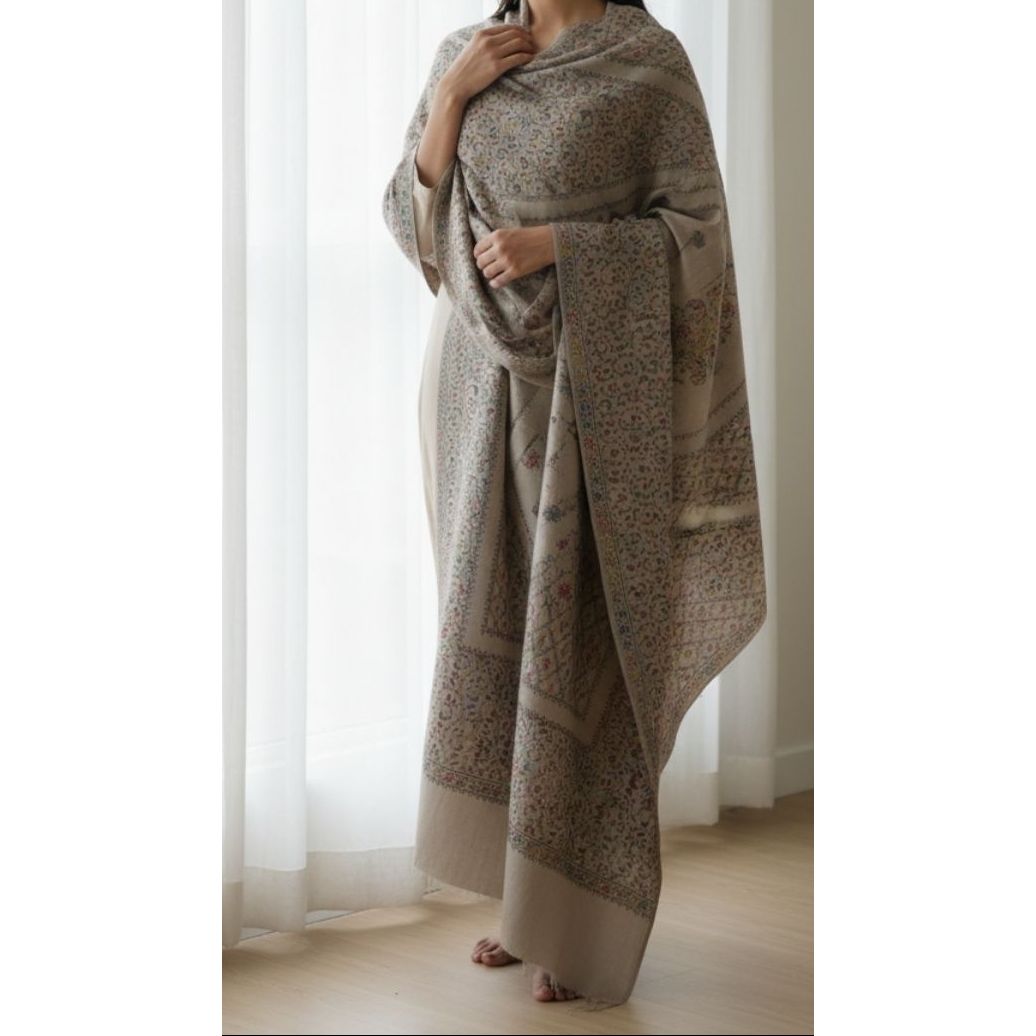 Beige Winter Shawl PW5832