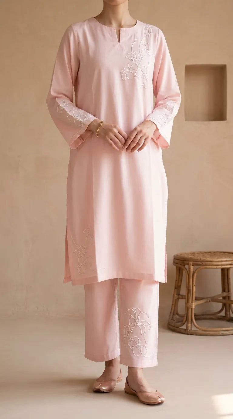 2 PC Embellished Grip Silk Stitched Suit PW600018