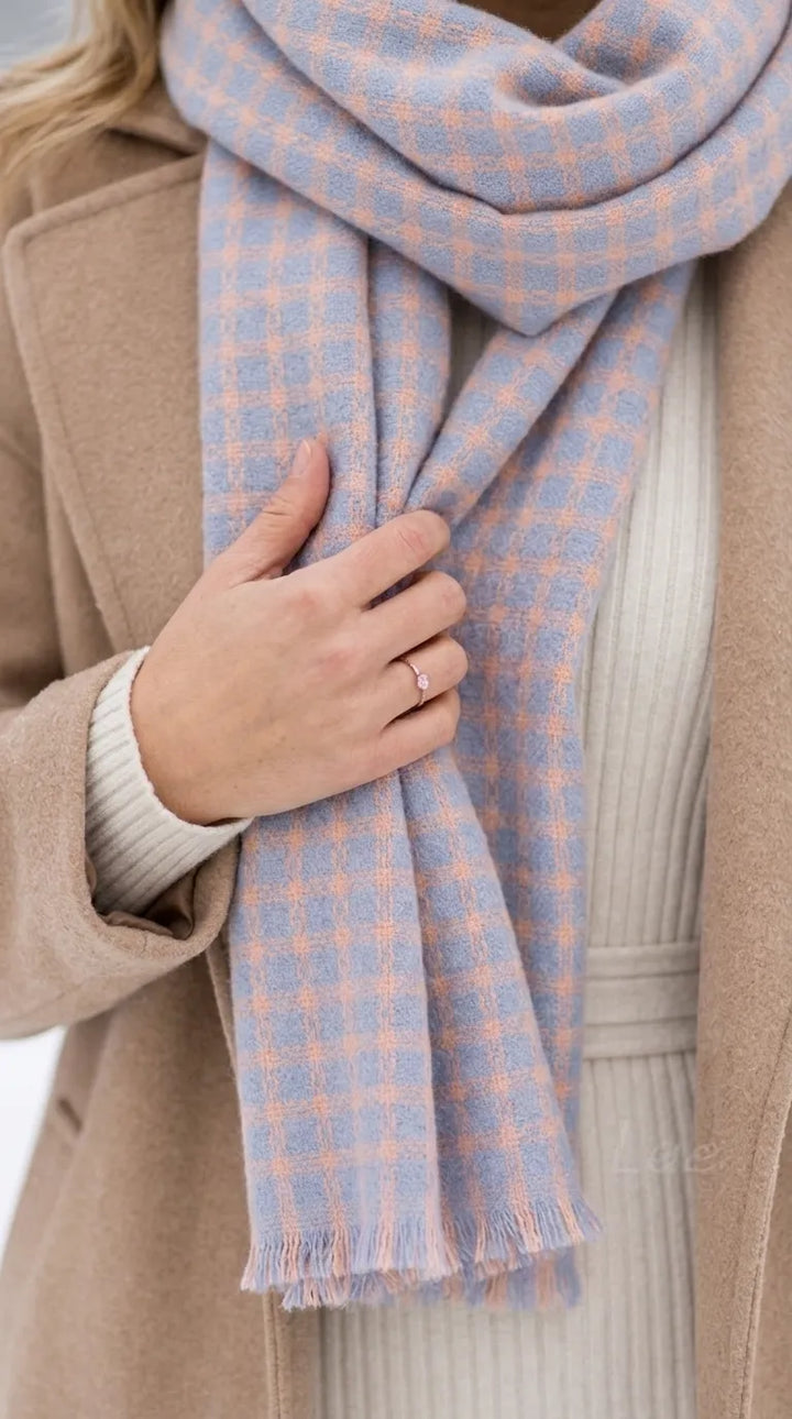 Silver Winter Acrylic Stole PW674716