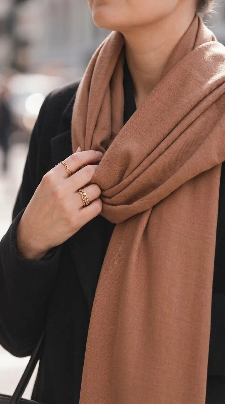 Brown Winter Acrylic Stole PW675102