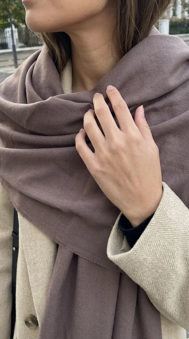 Coffee Winter Acrylic Stole PW675141
