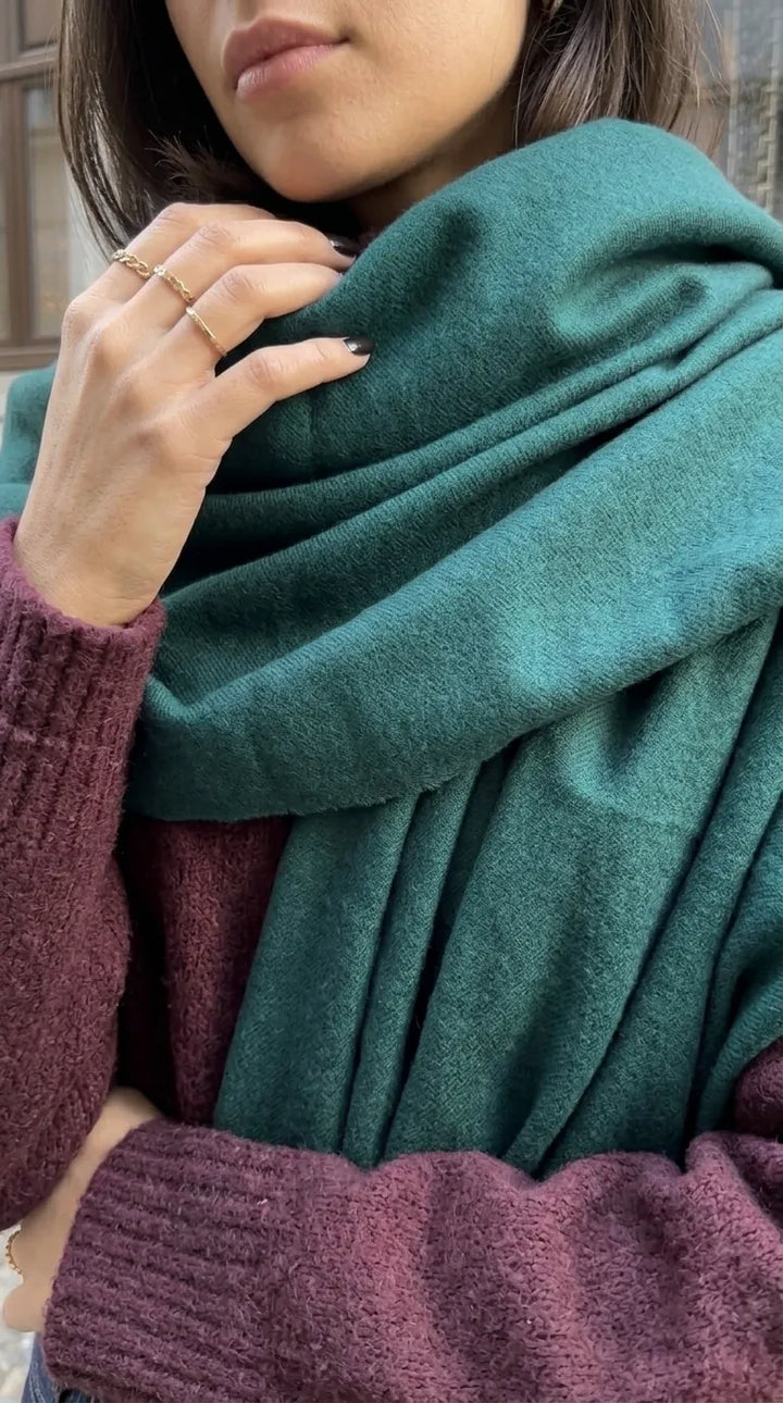 Olive Winter Acrylic Stole PW675240