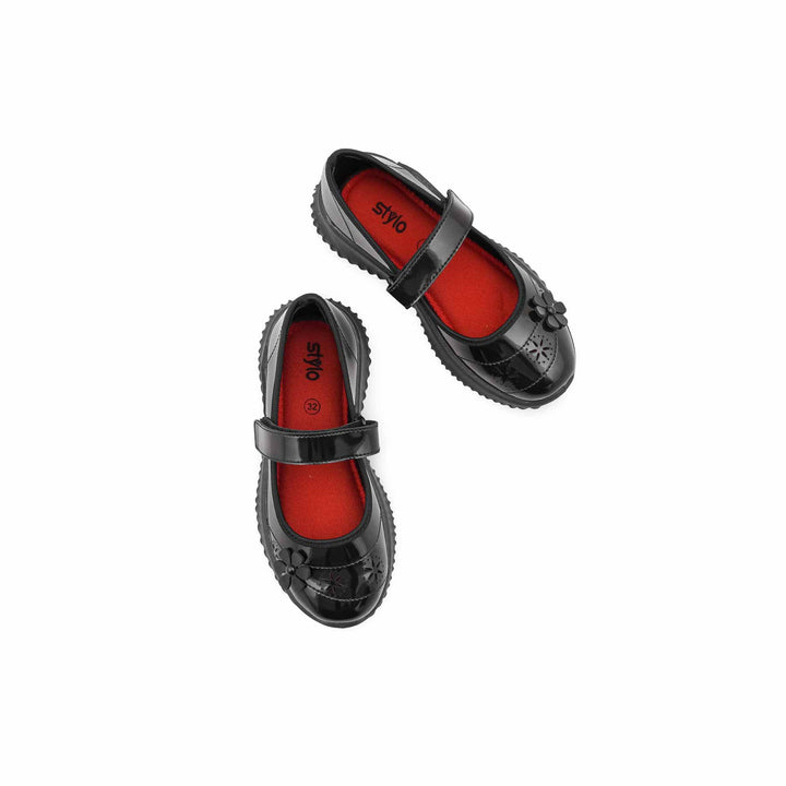 Girls Black Velcro Strap School Shoes SK0103