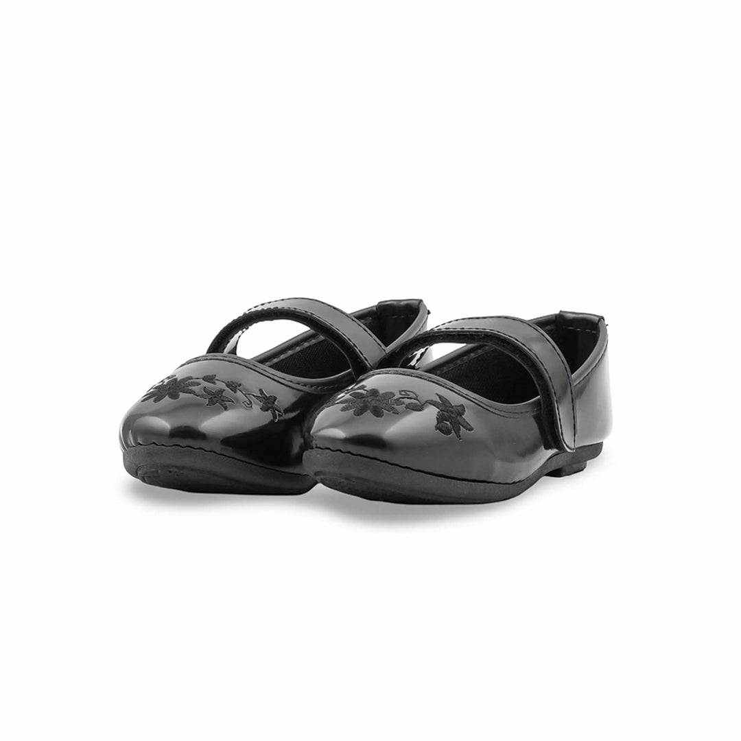 Girls Black Velcro Strap School Shoes SK0107
