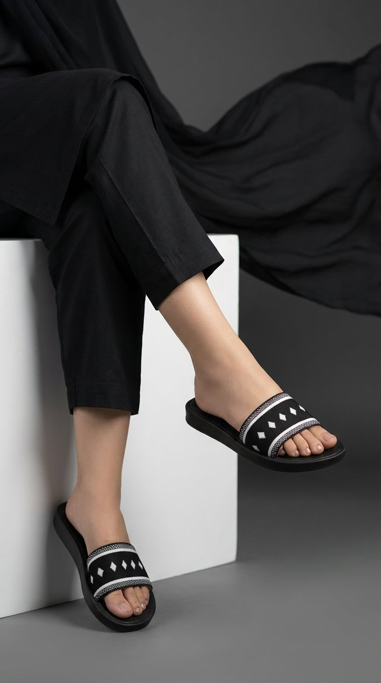 Women Casual Slipper - CL563501