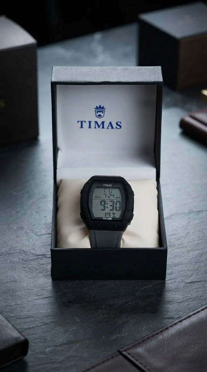 Waterproof Sports Watch for Men with Free Box T3071007