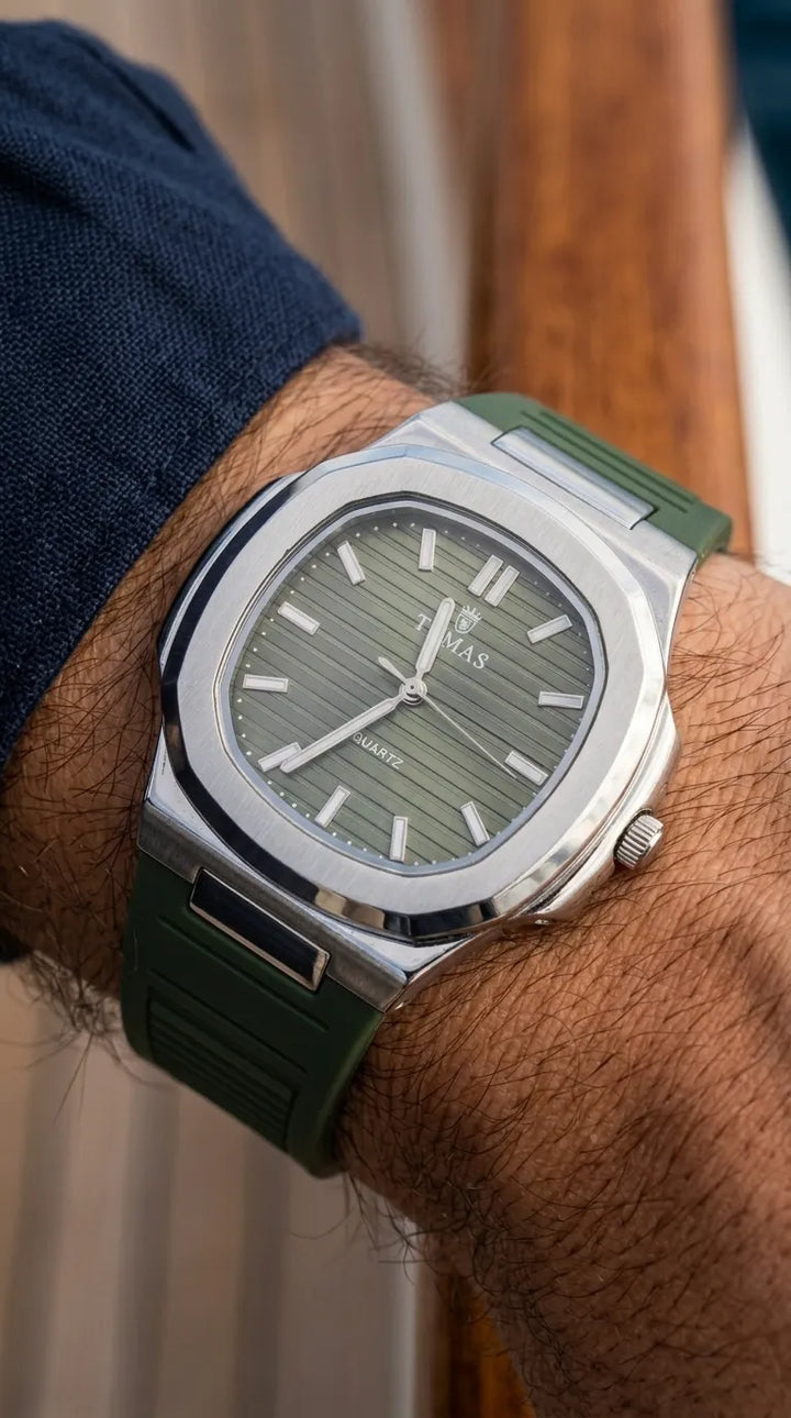 Watch for Men with Free Box T3109611