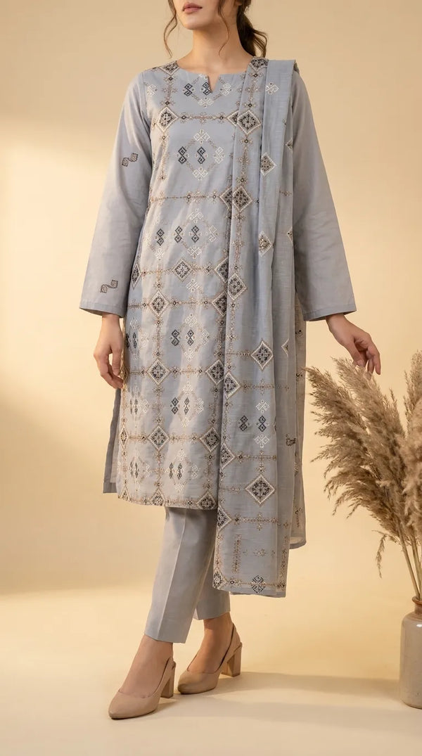 3 PC Unstitched Lawn Suit US646395