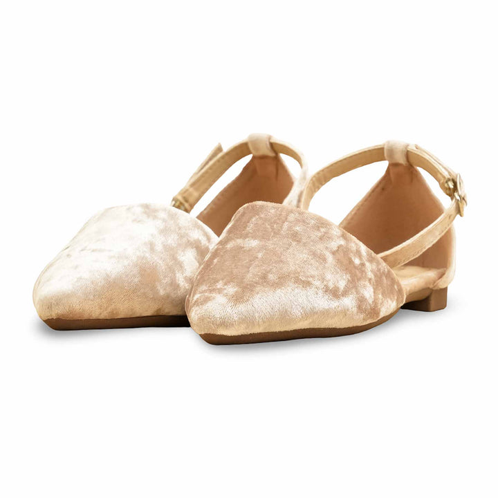 Cream Pumps For Ladies WN1234