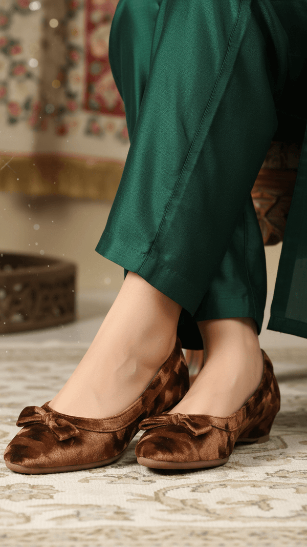 Brown Women Pumps WN1248